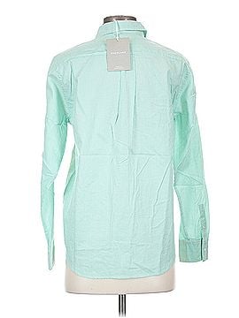 Everlane Silky Cotton Relaxed Button Down Everlane Long Sleeve Button Down Shirt (view 2)