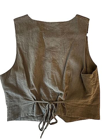 Love Tree Sleeveless Blouse (view 2)