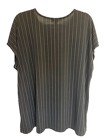 Torrid Short Sleeve Blouse (view 2)