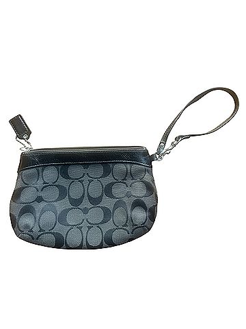 Coach Wristlet (view 2)
