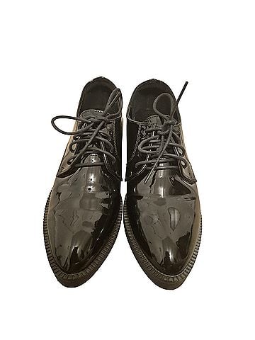 Amazon Basics Flats (view 2)