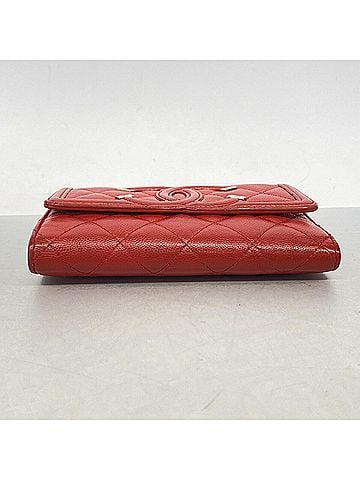 Chanel Chanel Tri-fold Wallet CC Filigree Caviar Skin Red Women's (view 2)