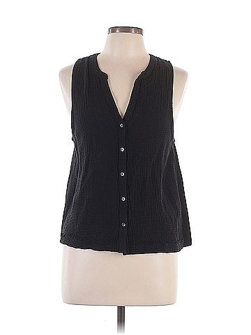 Splendid Splendid Sleeveless Button Down Shirt (view 1)