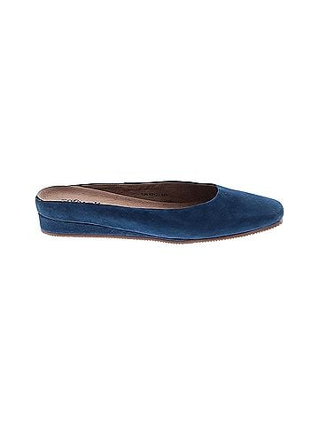 SoftWalk Soft Walk Flats (view 1)