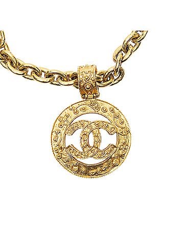 Chanel CC Medallion Pendant Necklace (view 2)