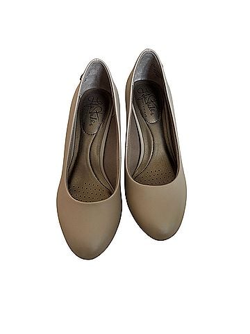 Life Stride Heels (view 1)