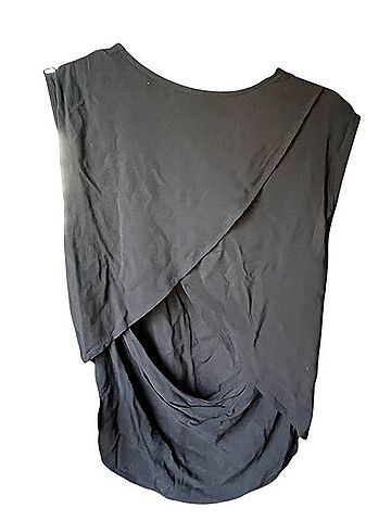 OAK Sleeveless Crew Neck Tank With Peekaboo Back Tank Top (view 2)
