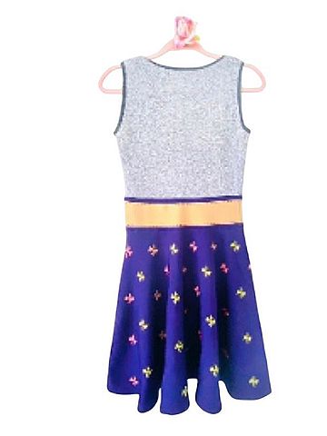 Z Spoke by Zac Posen Whimsical Pinwheel Dress Casual Dress (view 2)