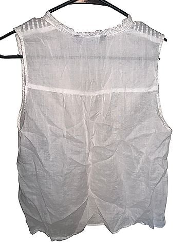 Zara Sleeveless Blouse (view 2)