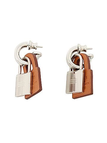 Hermès Hermes O'Kelly earrings, gold metal, Swift leather, D stamp. (view 2)