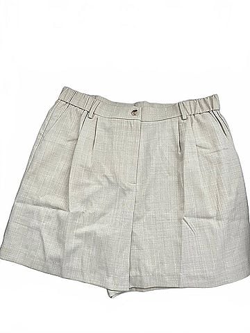 Skies Are Blue Women's Two Tone Shorts in Beige (view 2)