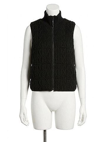 Lyssé Prudence Reversible Puffer Vest in Black (view 1)