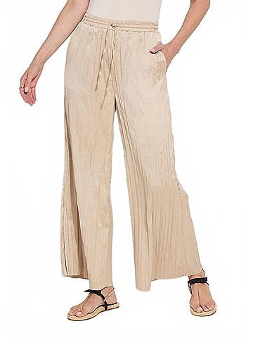 Lyssé Packable Pleated Palazzo Pants in Chablis (view 2)
