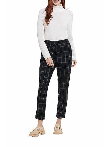 Tribal Patsy Pull On Ankle Pant With Rounded Hem in Black (view 2)