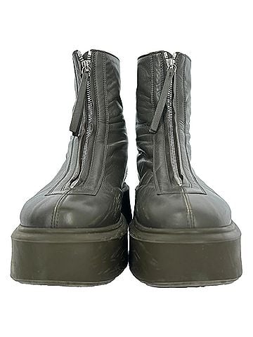 The Row The Row Zipped Boot in Olive Green Leather (view 2)