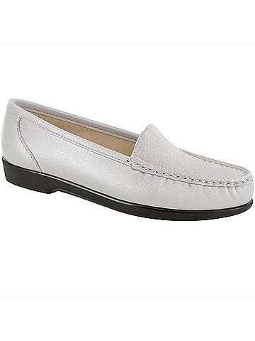 SAS Women's Simplify Loafer in Silver Cloud (view 1)