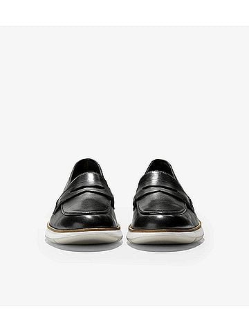 Cole Haan Women's 4zg Lfr Flats in Black (view 2)