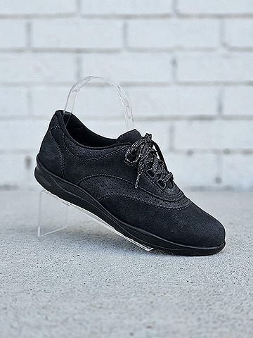 SAS Women's Walk Easy Lace Up Walking Shoes in Nero (view 1)