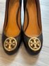 Tory Burch Black Wedges Size 6 - photo 4