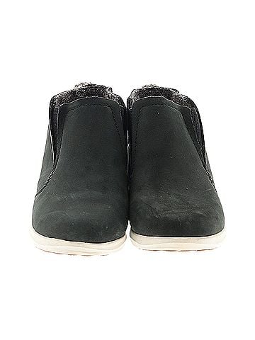 OluKai Olu Kai Sneakers (view 2)