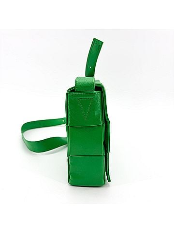 Bottega Veneta Cassette Maxi Intrecciato Leather Green Leather Crossbody Bag Bag (view 2)