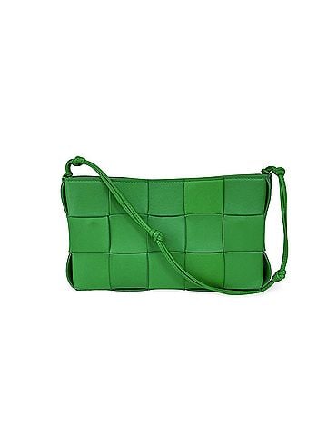 Bottega Veneta Cassette Maxi Intrecciato Leather Green Leather Shoulder Bag Bag (view 1)