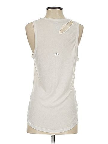 Alo Yoga Alo Yoga Sleeveless Top (view 2)