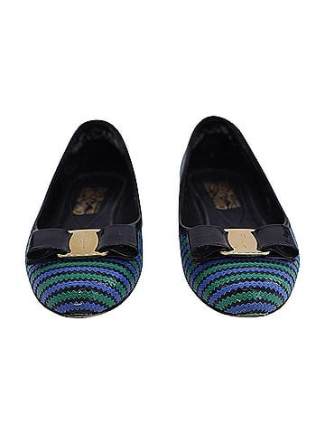 Salvatore Ferragamo Salvatore Ferragamo Striped Vara Bow Ballet Flats in Multicolor Patent Leather (view 2)