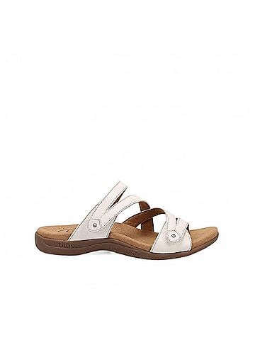 Taos Women'S Double U Sandals in White (view 2)