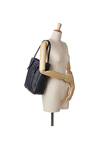 Bottega Veneta Leather Intrecciato Tote (view 2)