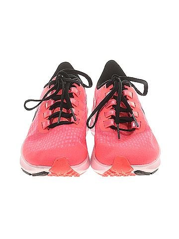 Nike Nike Sneakers (view 2)