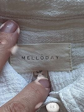 MELLODAY Long Sleeve Button-Down Shirt (view 2)