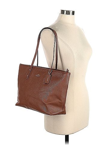 Coach Factory Coach Factory Leather Shoulder Bag (view 2)