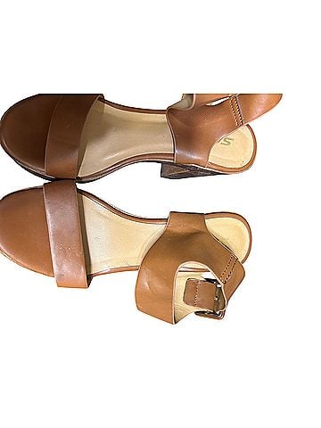 SODA Heels (view 1)