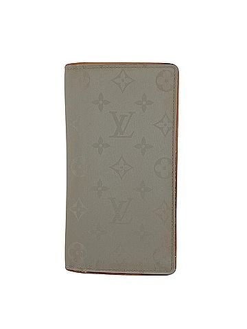 Louis Vuitton LOUIS VUITTON M63236 Portefeuille Brazza Monogram Titanium Canvas Long Wallet Green (view 2)