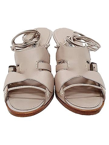 Manolo Blahnik Manolo Blahnik Lace Up Sandals in Grey Leather (view 2)