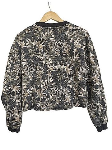 American Eagle Outfitters Pullover Sweater (view 2)