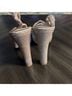 De Blossom Collection Gold Heels Size 8 - photo 5