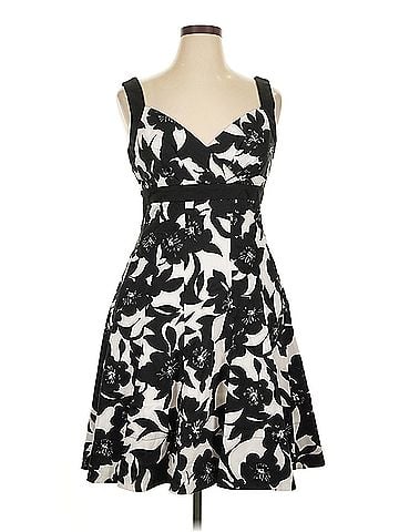 White House Black Market White House Black Market Cocktail Dress (view 1)