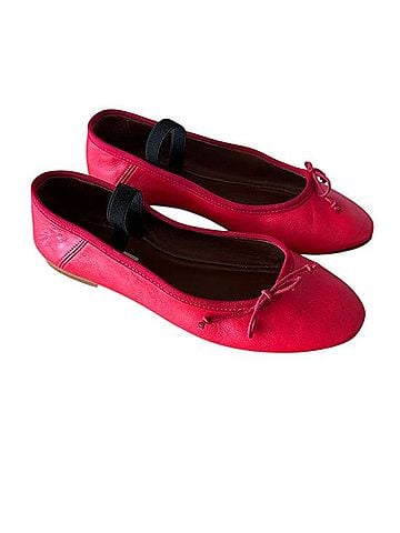 Anonymous Rhina Flats (view 1)