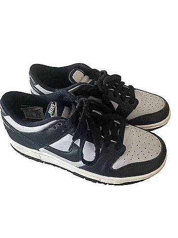 Nike Sneakers (view 2)