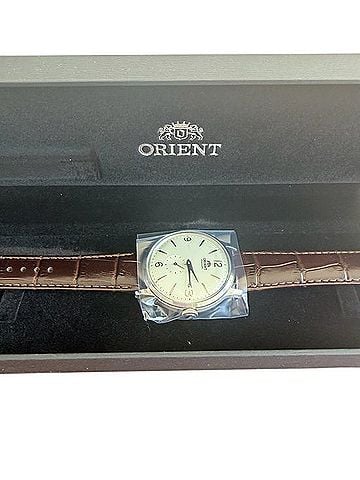 Good Orient Bambino Small Seconds Watch (view 1)