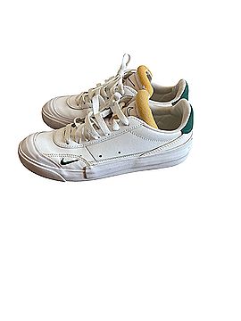 Nike Sneakers (view 2)