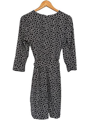 Lark & Ro Casual Dress (view 2)