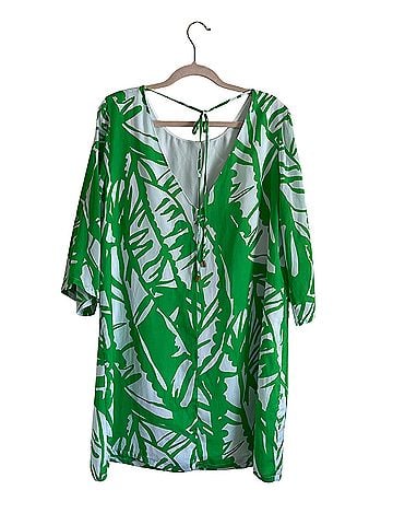 Lilly Pulitzer Casual Dress (view 2)