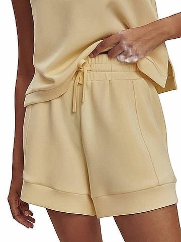 Varley Atrium High-Rise Short in Anise Flower (view 2)