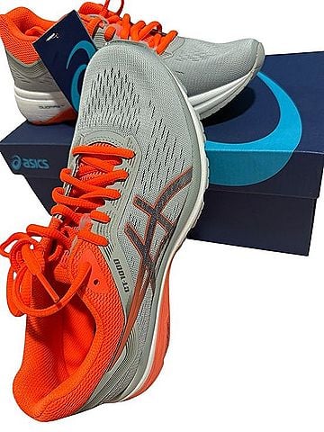 Asics GT-1000 Sneakers (view 2)