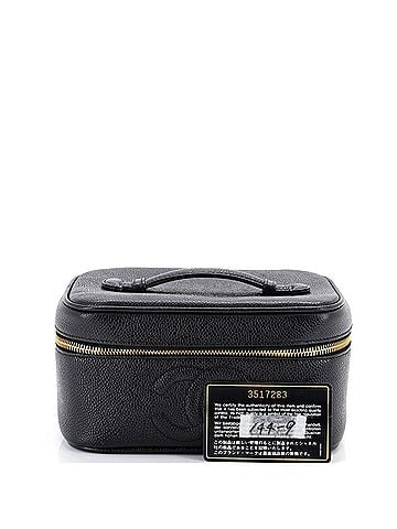 Chanel Vintage Timeless Cosmetic Case Caviar Medium (view 2)
