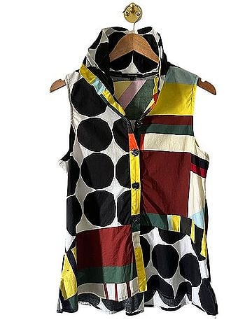 Radzoli Arty Sleeveless Button-Down Shirt (view 1)