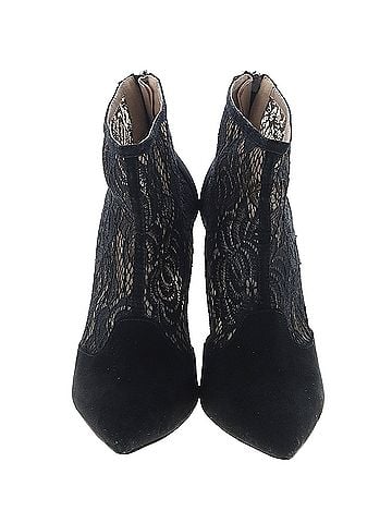 BCBGMAXAZRIA Bcbgmaxazria Ankle Boots (view 2)